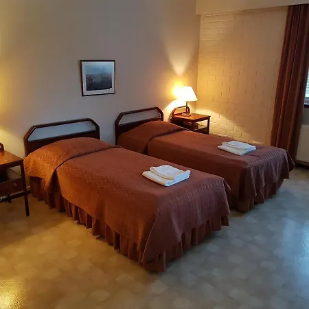 Maaseutuhotelli Hirvikoski Hotel Sykarainen