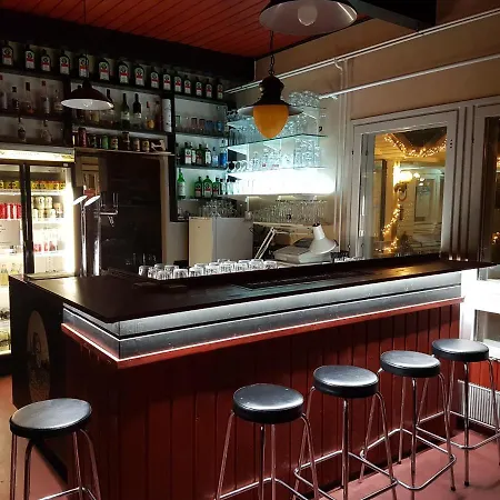 Maaseutuhotelli Hirvikoski Sykarainen